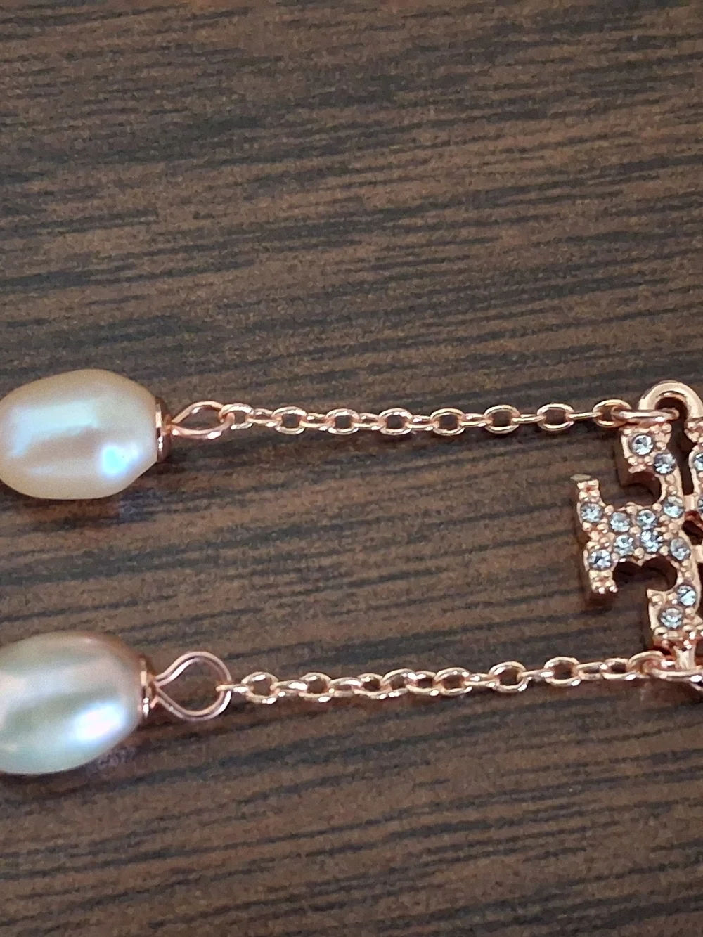 🌷Tory Burch Rose Gold Immitation Pearl And Crystal Pave Kira Logo Necklace NWT - Picture 12 of 15